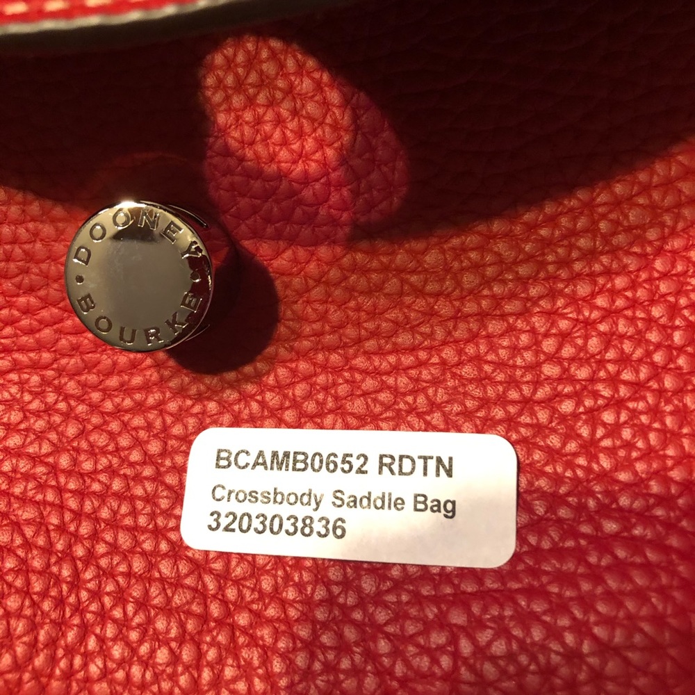 Dooney & Bourke - Picture 6 of 6
